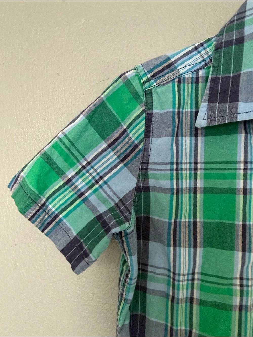 babyGap Toddler Boy Blue & Green Plaid Short Sleeve Cotton Button Down Shirt‎ 2T